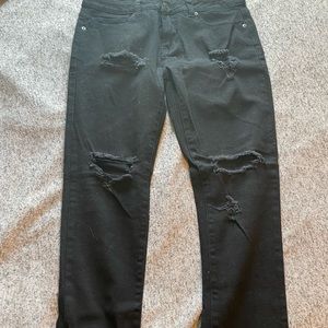 Black ripped 32x30 jeans